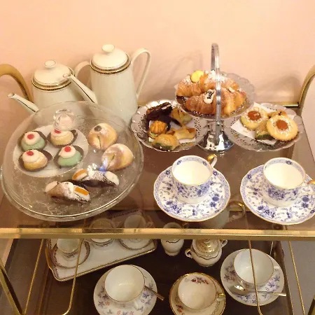 Sangregorio Luxury Bed & Breakfast *